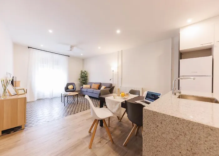 Bravissimo Ciutadans Penthouse, 3-bedroom Girona