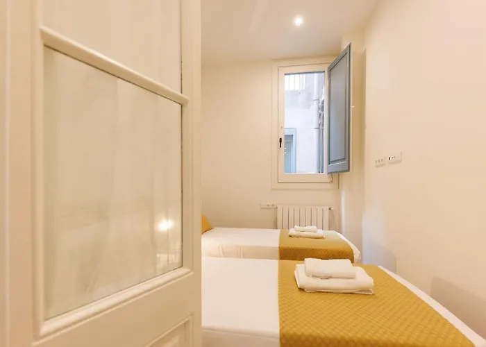 Bravissimo Ciutadans Penthouse, 3-bedroom Girona