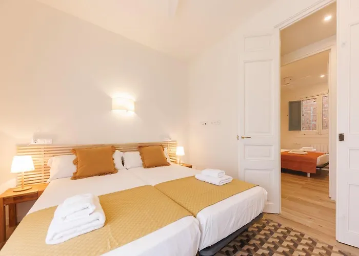 Bravissimo Ciutadans Penthouse, 3-bedroom * Χιρόνα