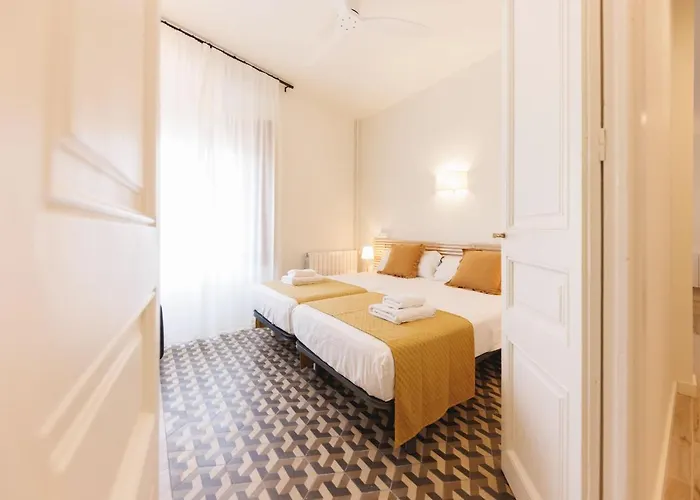 Bravissimo Ciutadans Penthouse, 3-bedroom * Χιρόνα